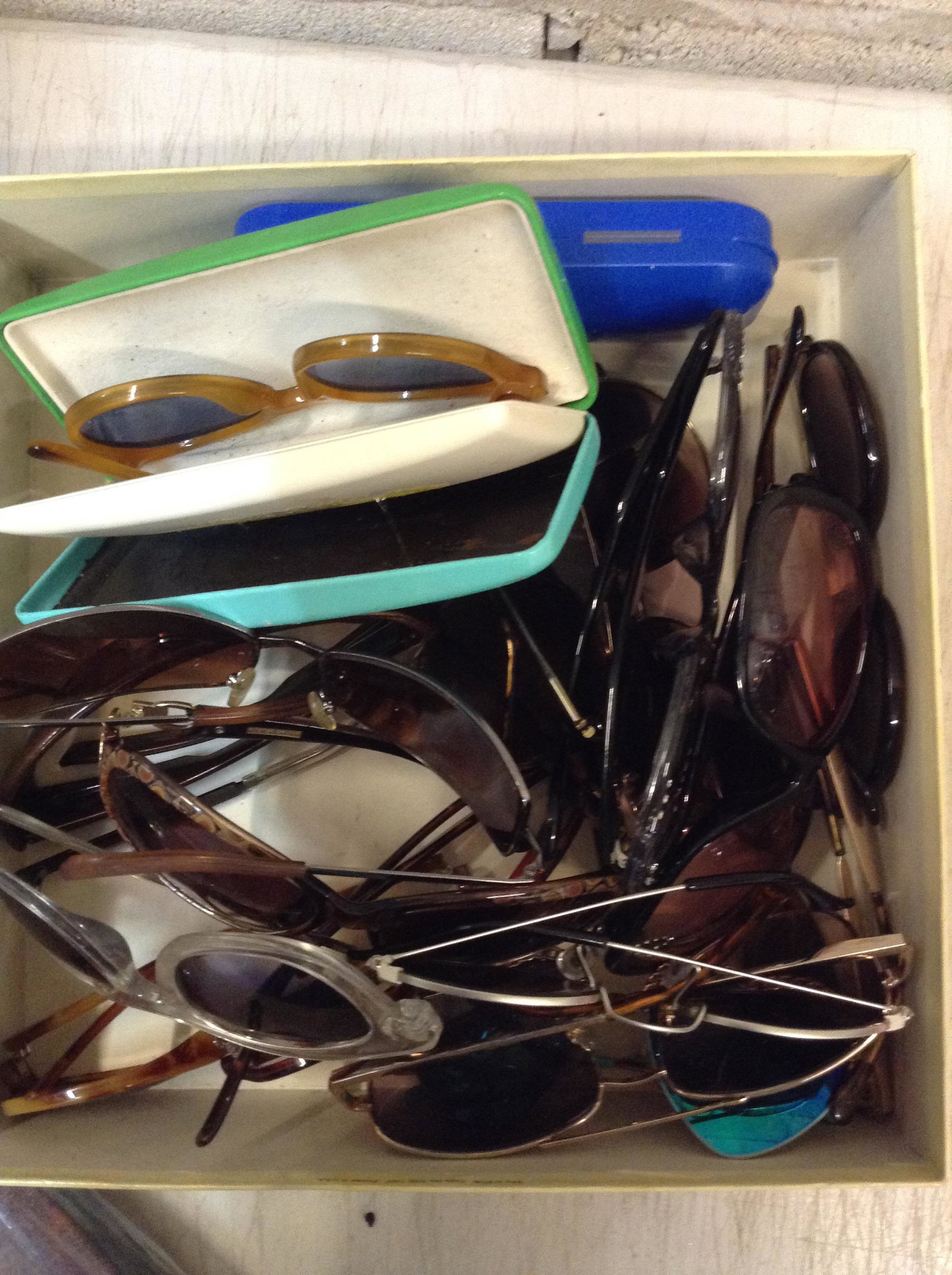 Lot of 1960s Sunglasses: Lot of 1960s Sunglasses