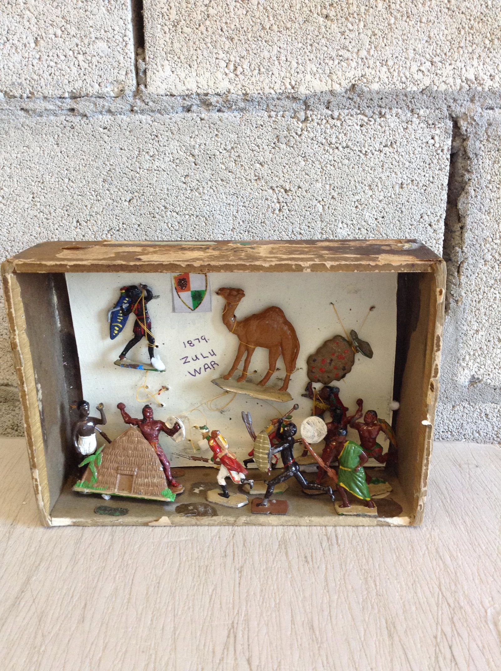 Cast iron figure diorama: Cast iron figure diorama