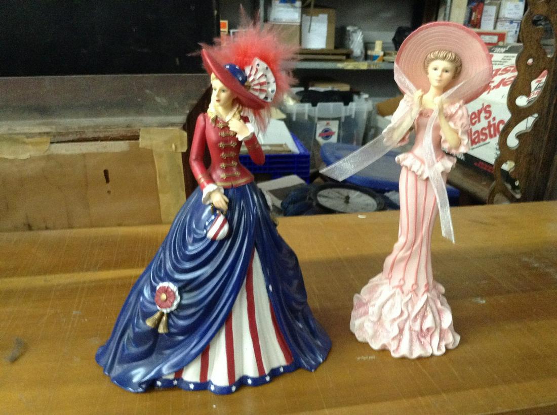 Thomas Kinkade Figurines: Thomas Kinkade Figurines