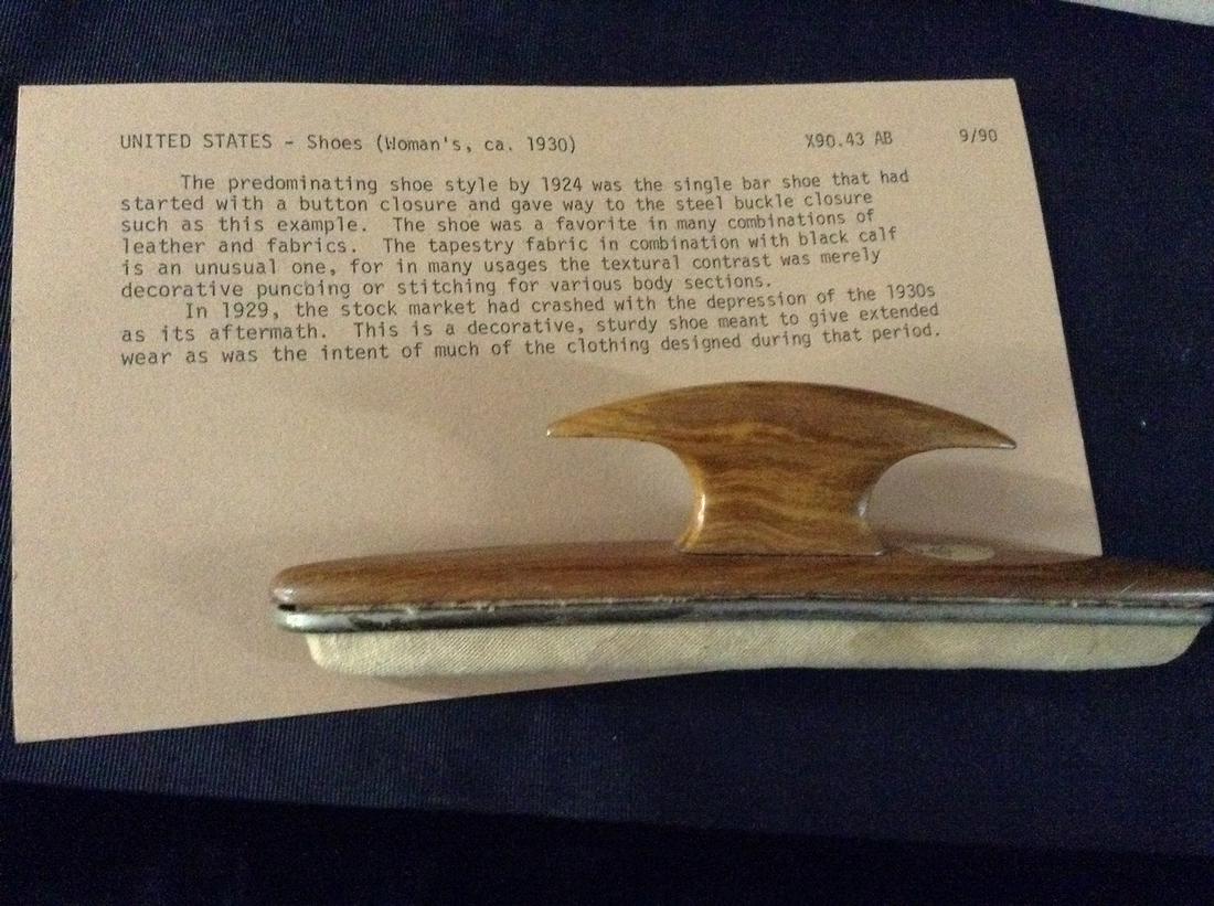 Newark Museum Shoe Shiner (1 of 1)