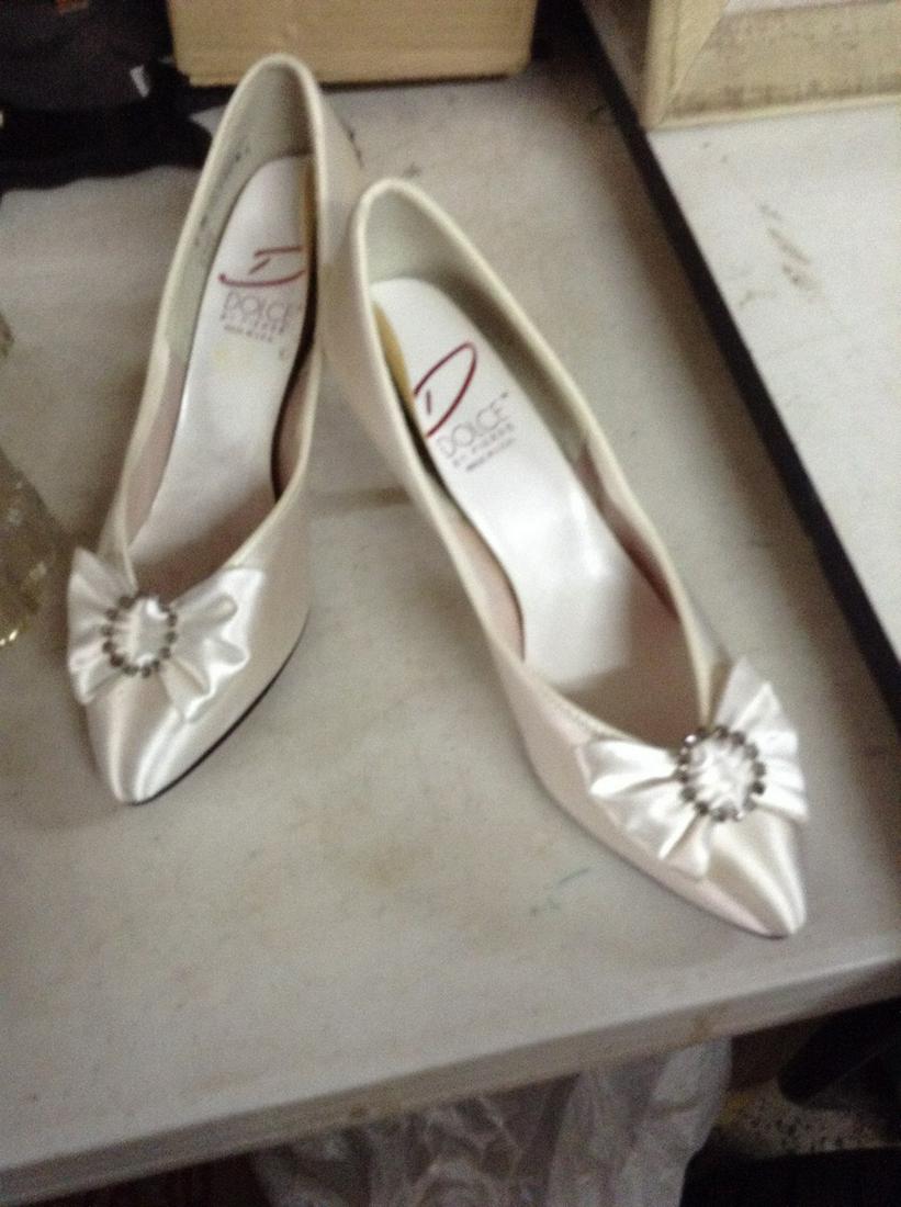 Pair of Dolce White Satin Shoes Size 7 Medium (1 of 1)