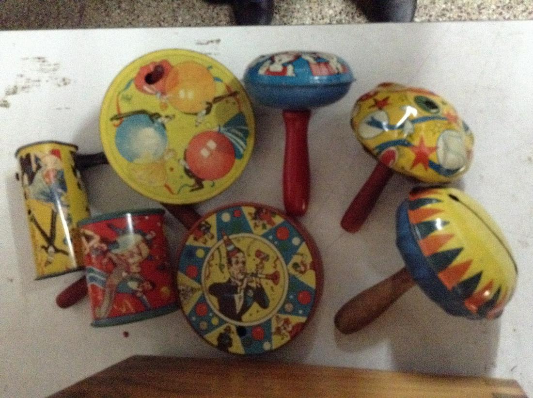 Vintage Tin Noisemakers: Vintage Tin Noisemakers