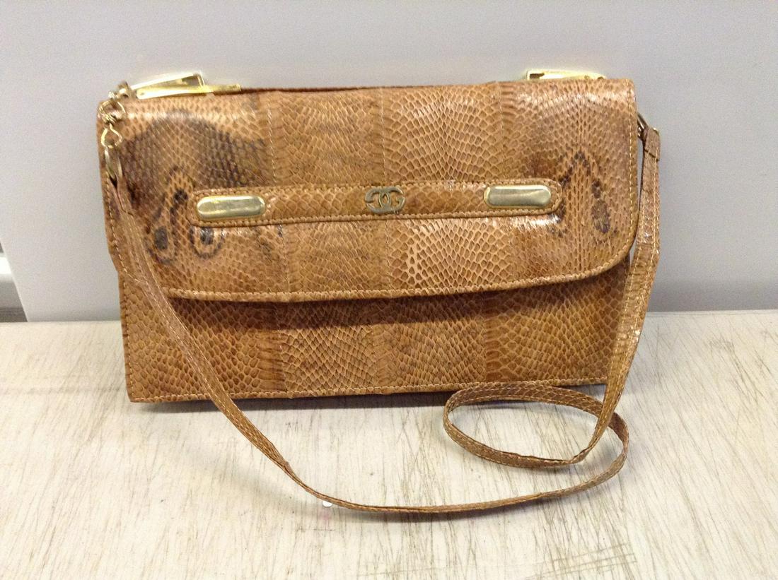 vintage snakeskin gucci pocketbook: vintage snakeskin gucci pocketbook