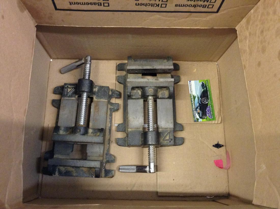 two 4in machinist vise: two 4in machinist vise