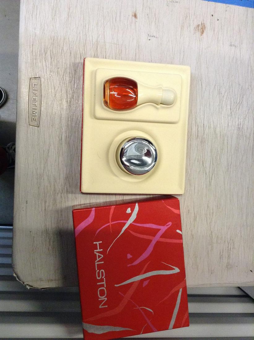 halston perfume set: halston perfume set