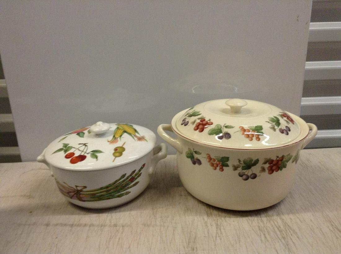 Royal Worcester and Wedgewood Covered Dishes: Royal Worcester and Wedgewood Covered Dishes