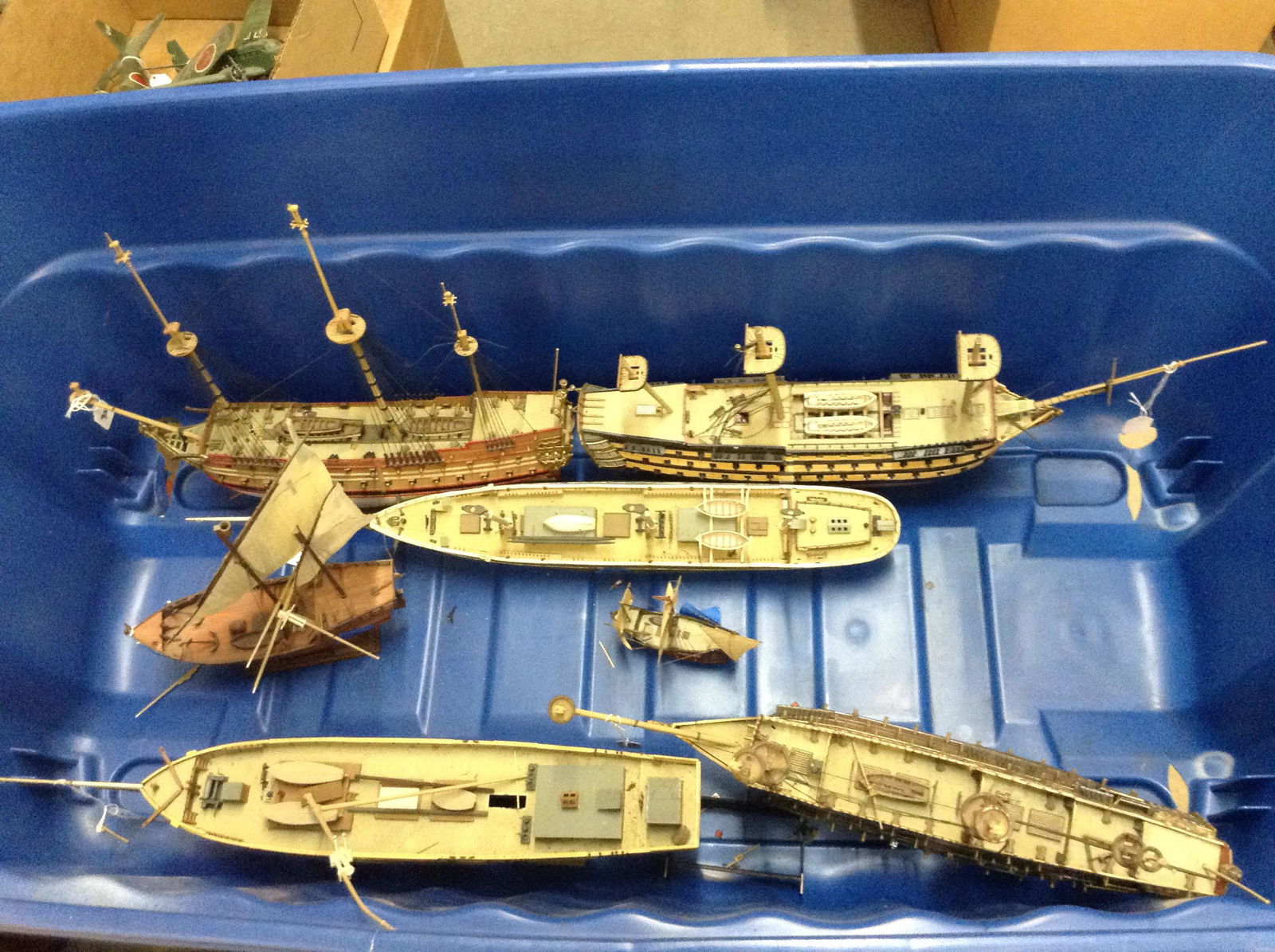 Tote full of built vintage ship models (1 of 1)
