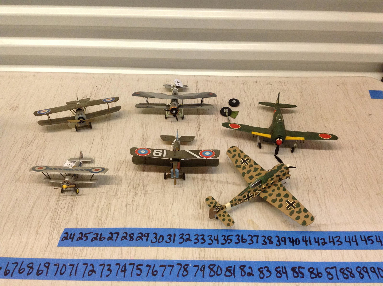 Lot of vintage airplane models: Lot of vintage airplane models