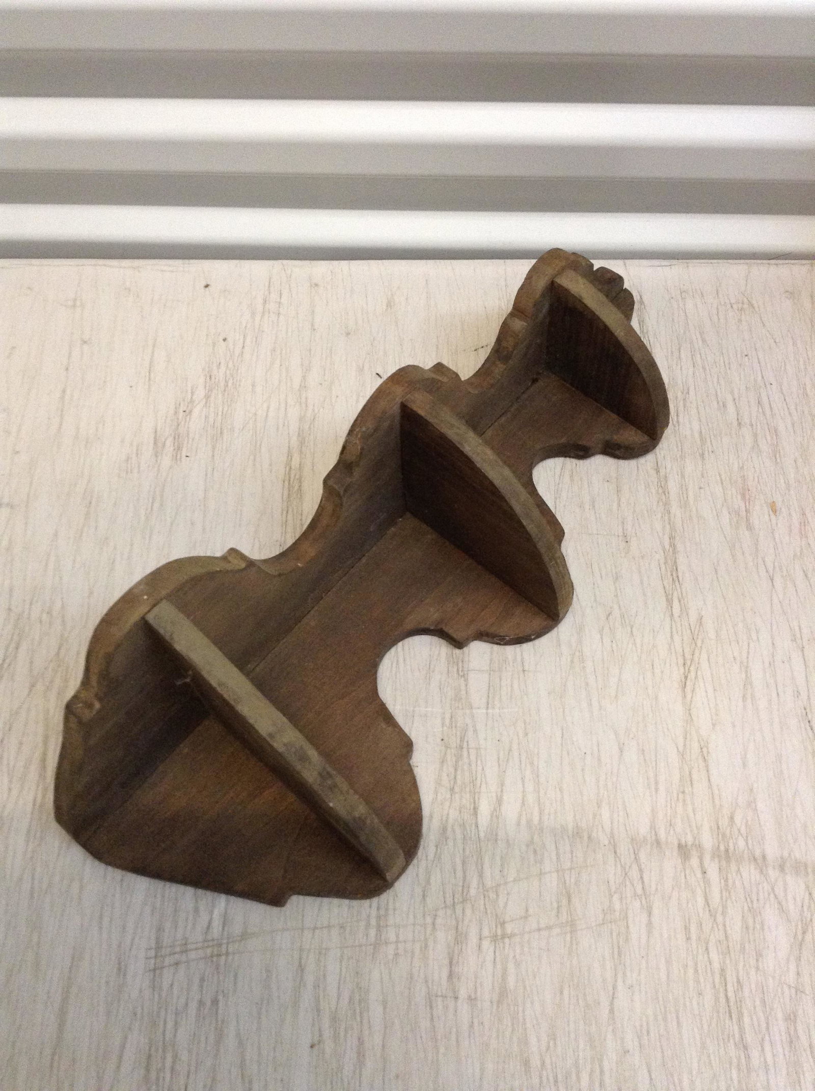 Wood shelf 17" long: Wood shelf 17" long