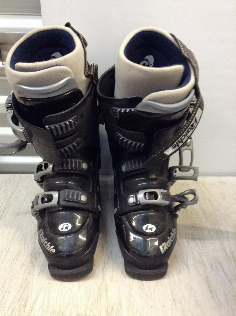 Raichle Ski Boots (1 of 1)