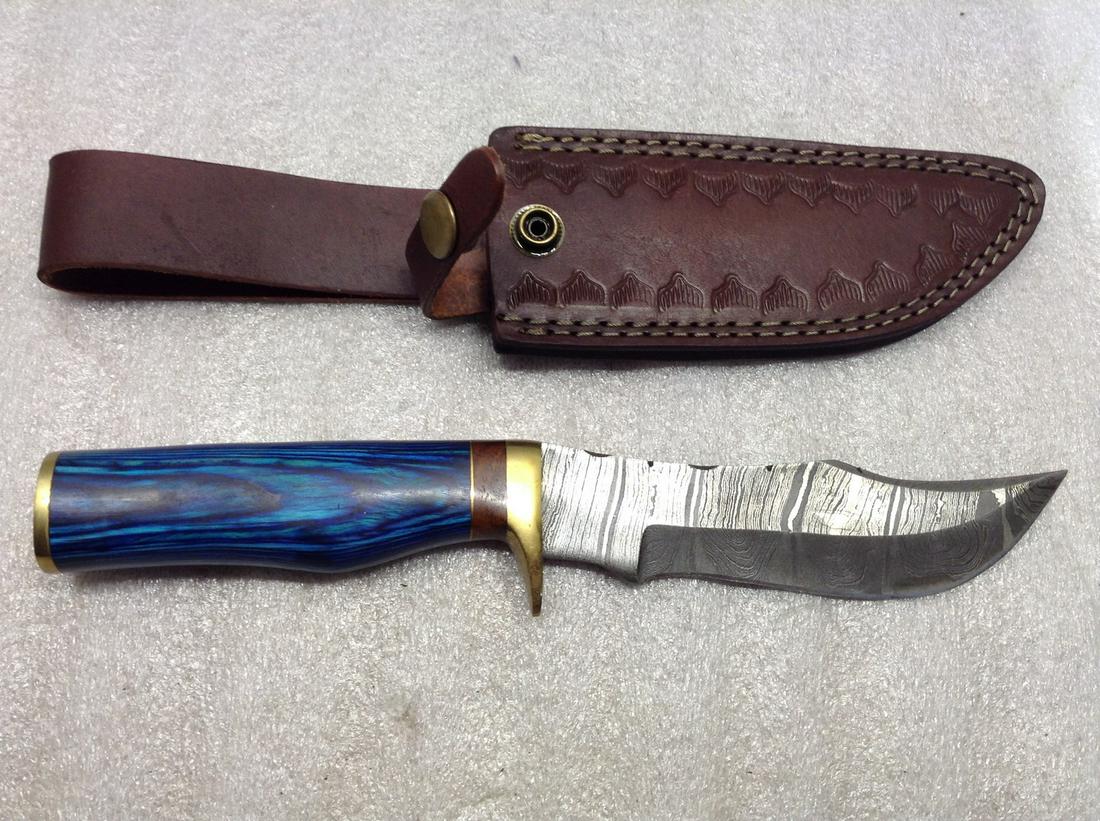 Custom Made Bone Handle Damascus Bowie Knife: 10 in.
