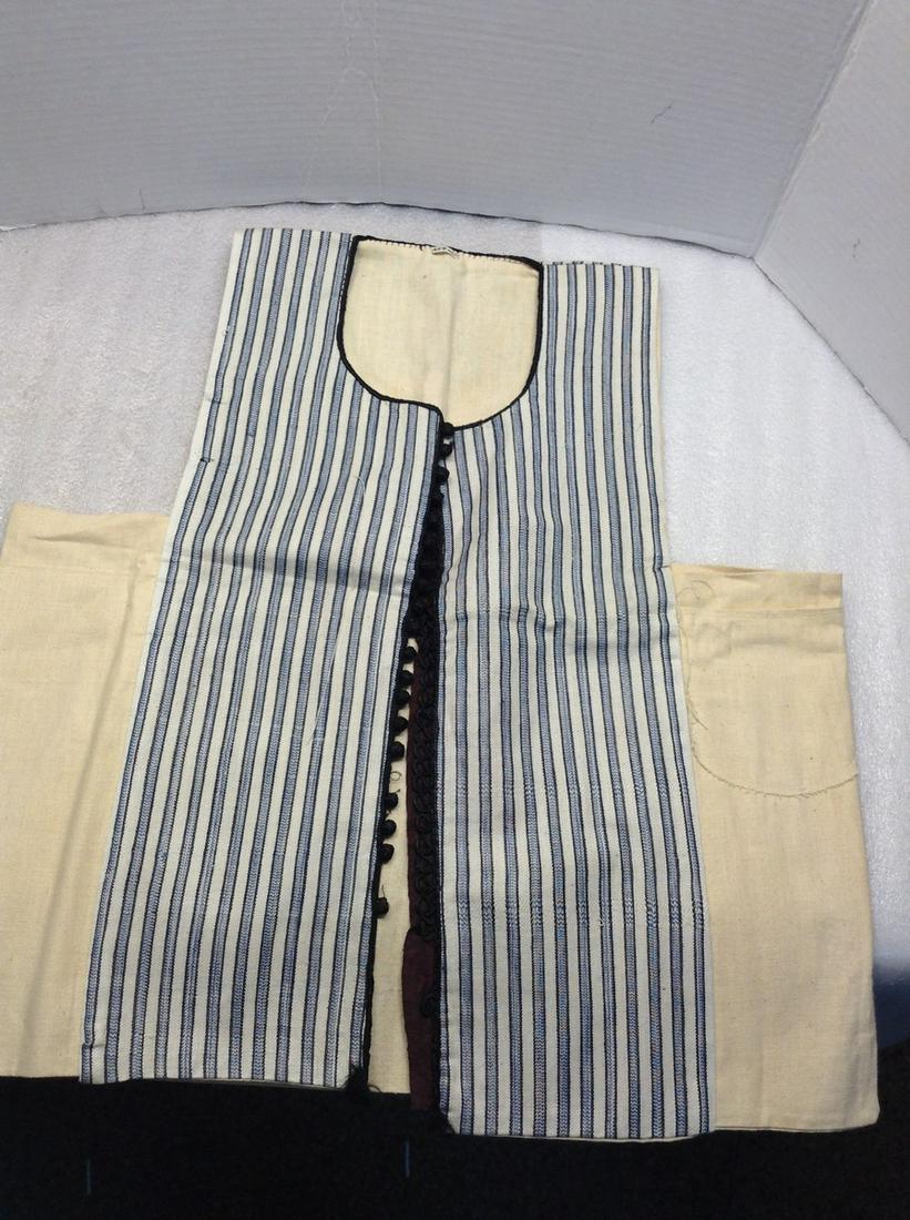 Newark Museum Handmade Vest Size Small: Newark Museum Handmade Vest Size Small