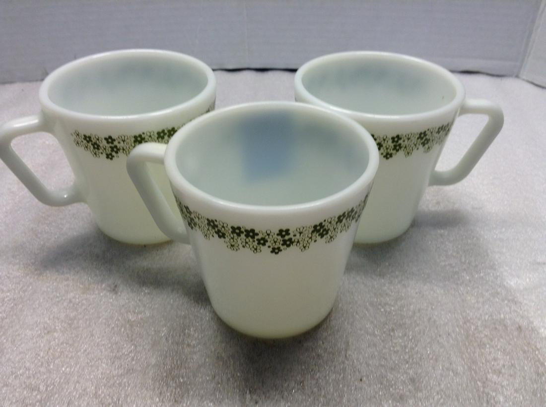 Lot of Three Pyrex Cups: Lot of Three Pyrex Cups