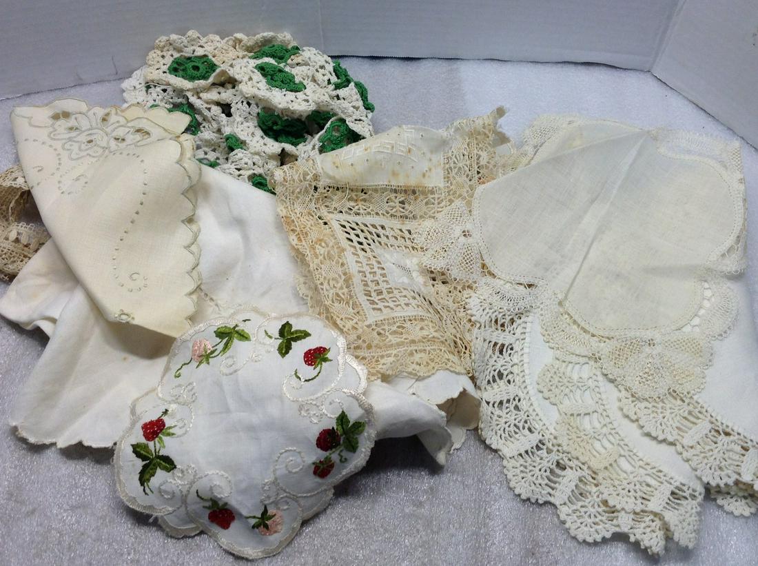 Lot of Linens: Lot of Linens