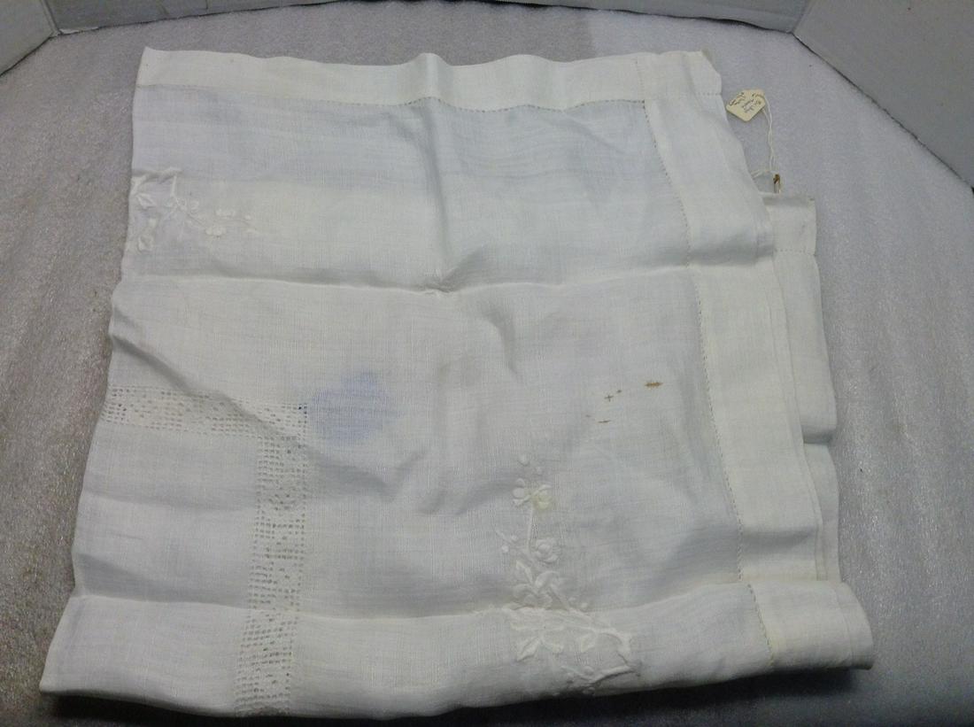 Newark Museum Linen Tablecloth: Newark Museum Linen Tablecloth