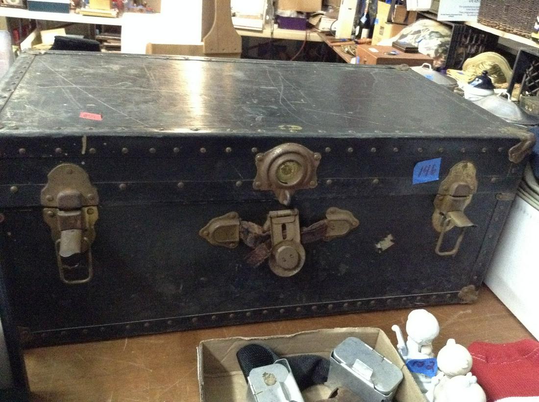 Steamer Trunk: Steamer Trunk