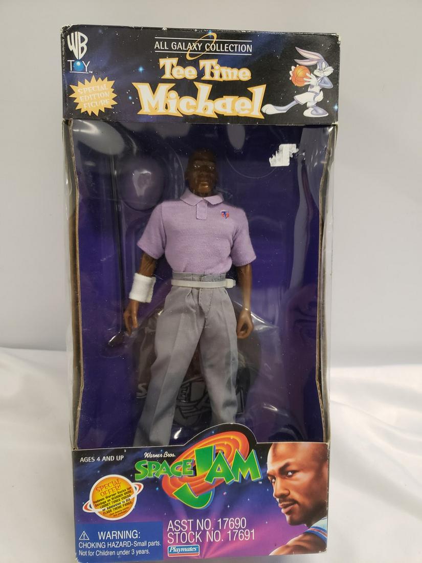 Michael Jordan space jam figurine (1 of 1)