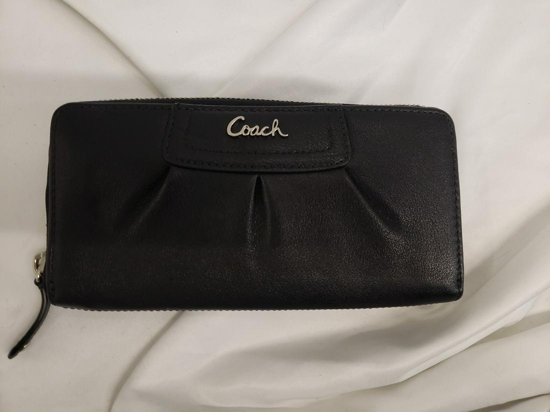 Coach wallet - like new (1 of 1)