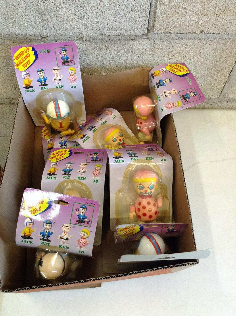 Lot of vintage wind up walking toys: Lot of vintage wind up walking toys