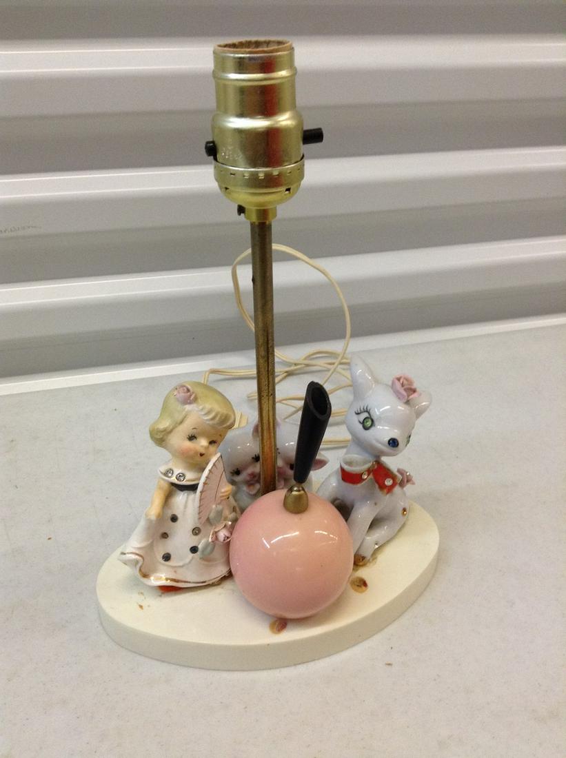 Vintage animal and other figures lamp: Vintage animal and other figures lamp