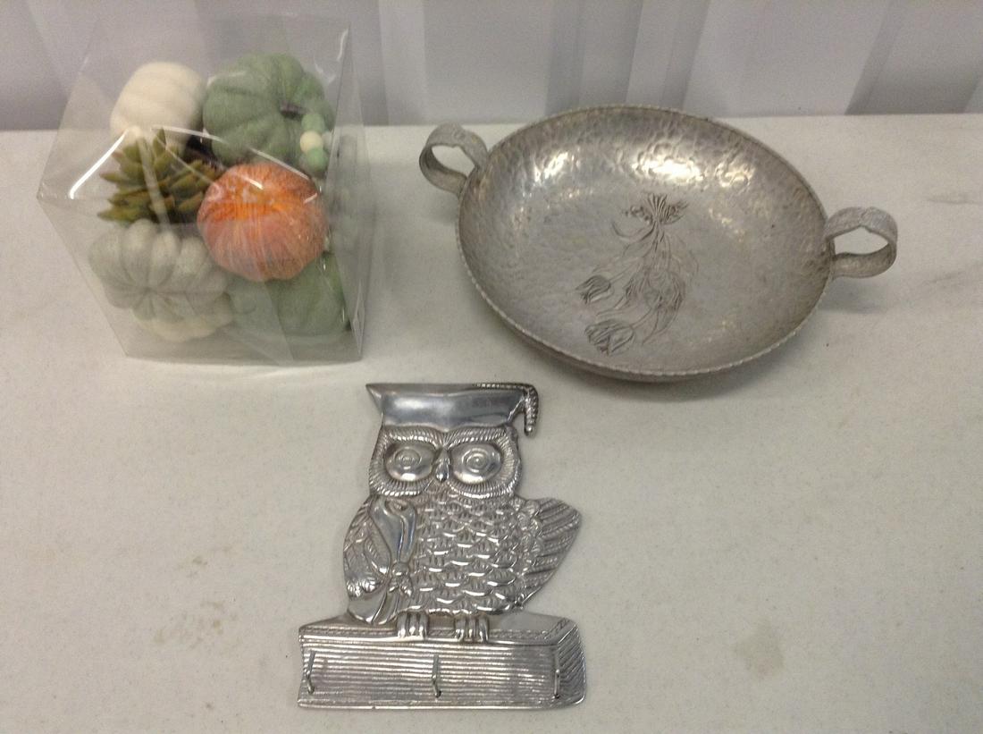 Lot of Decorative Items, Hammered Aluminum, and Others (1 of 1)