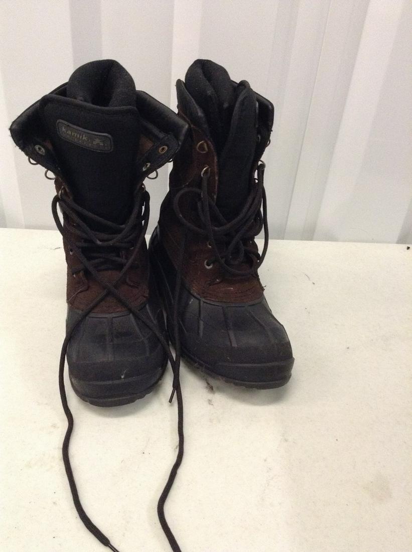 Kamik Waterproof Boots Size 8: Kamik Waterproof Boots Size 8