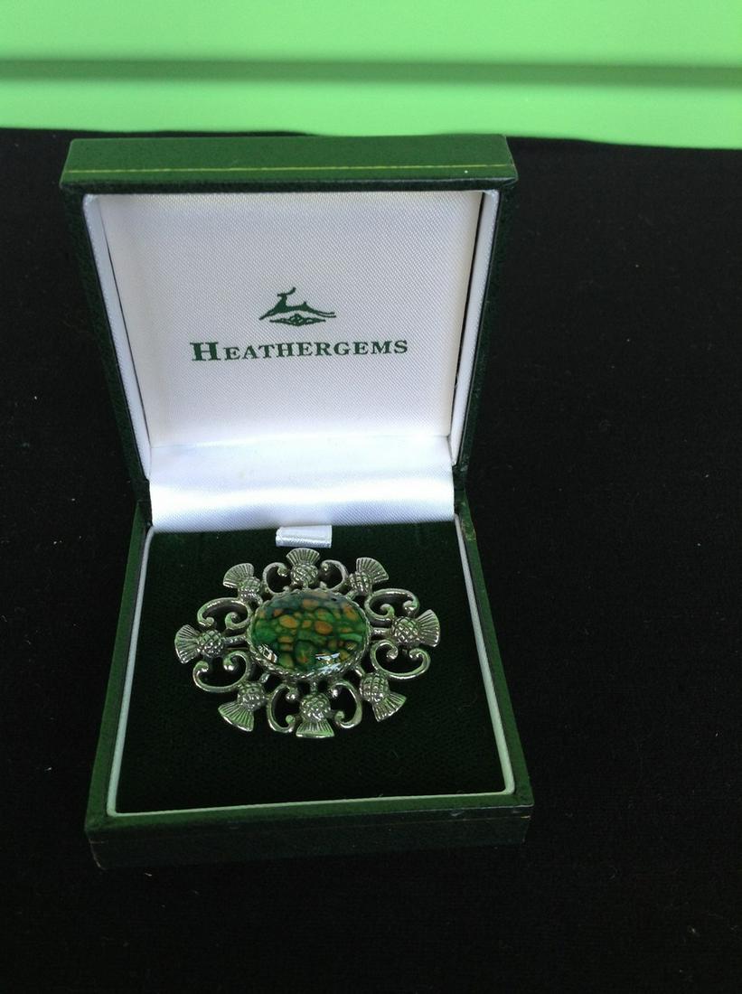 Heathergems Hand Made Scottish Brooch in the box: Heathergems Hand Made Scottish Brooch in the box