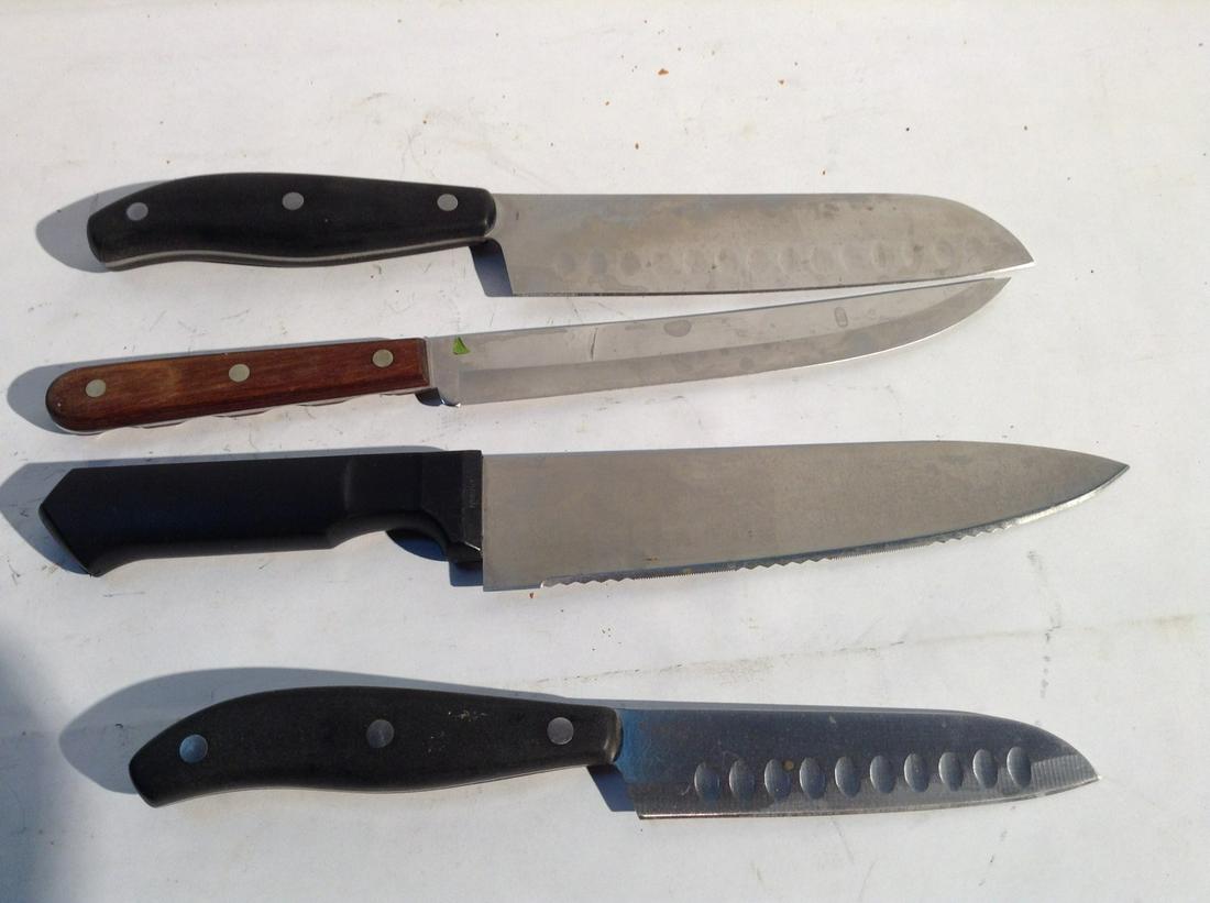 Lot of Four Knives (1 of 1)