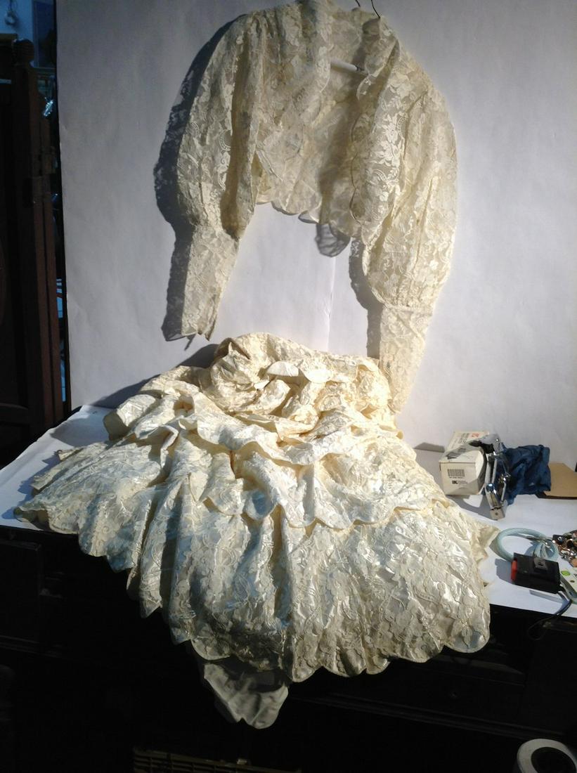 Vintage Strapless Wedding Gown Size Small with Matching: Vintage Strapless Wedding Gown Size Small with Matching Jacket