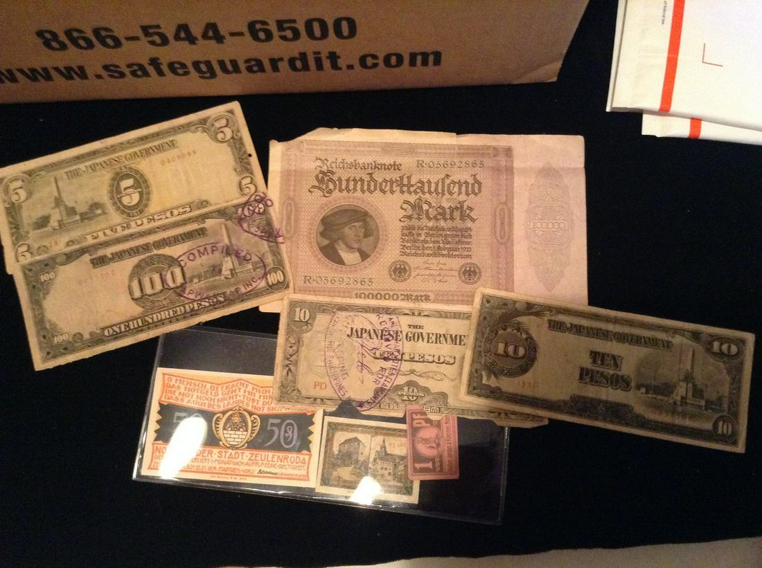 lot of foreign currency: lot of foreign currency