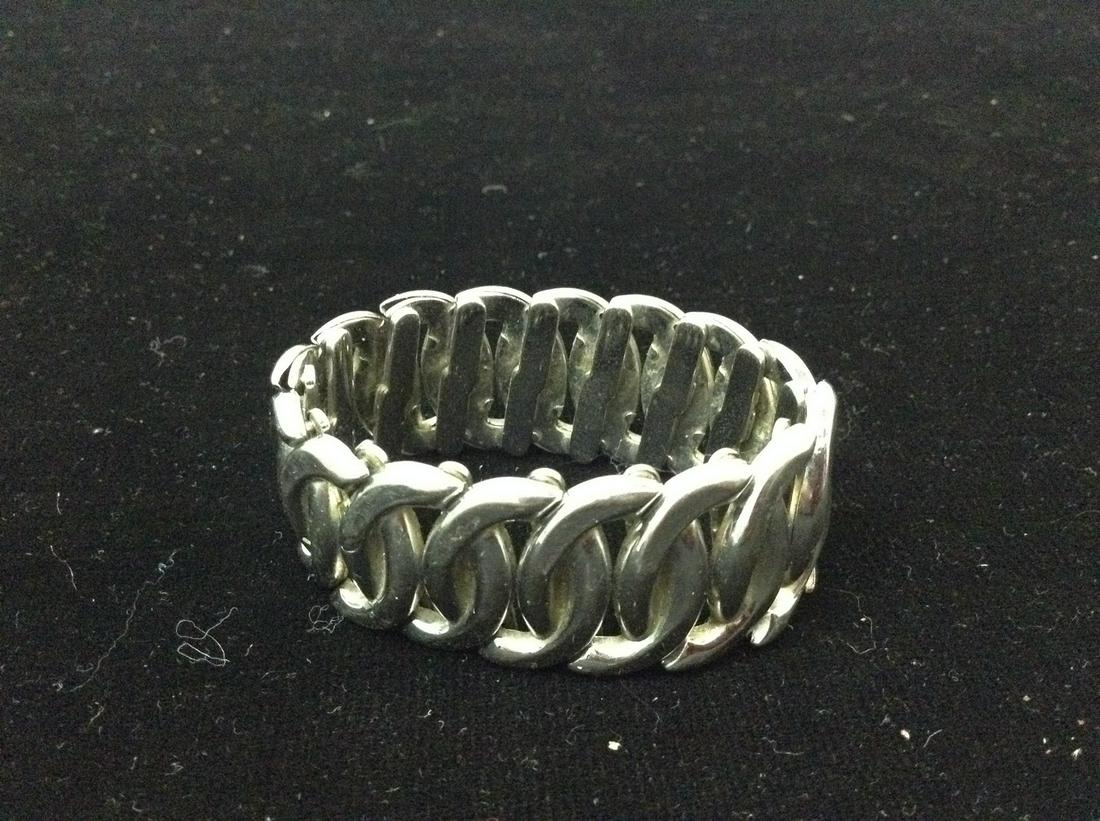 Monet Vintage Silver-Tone Stretch Bracelet: Monet Vintage Silver-Tone Stretch Bracelet