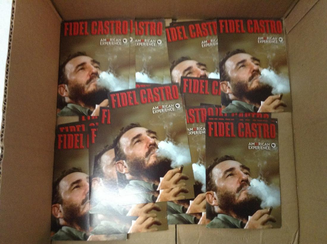 25 Fidel Castro Smoking Cuban Cigar Postcards Mint: 25 Fidel Castro Smoking Cuban Cigar Postcards Mint