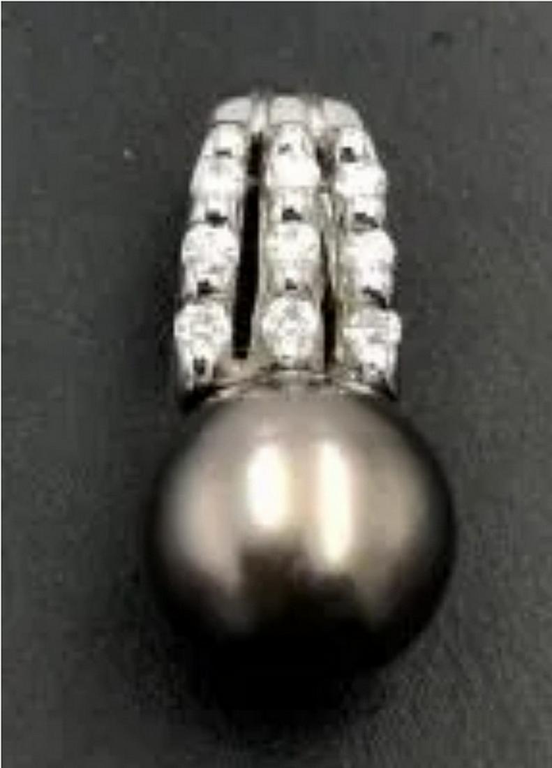 18k white gold pendant w/ diamonds and 7.8mm black: 18k white gold pendant w/ diamonds and 7.8mm black pearl