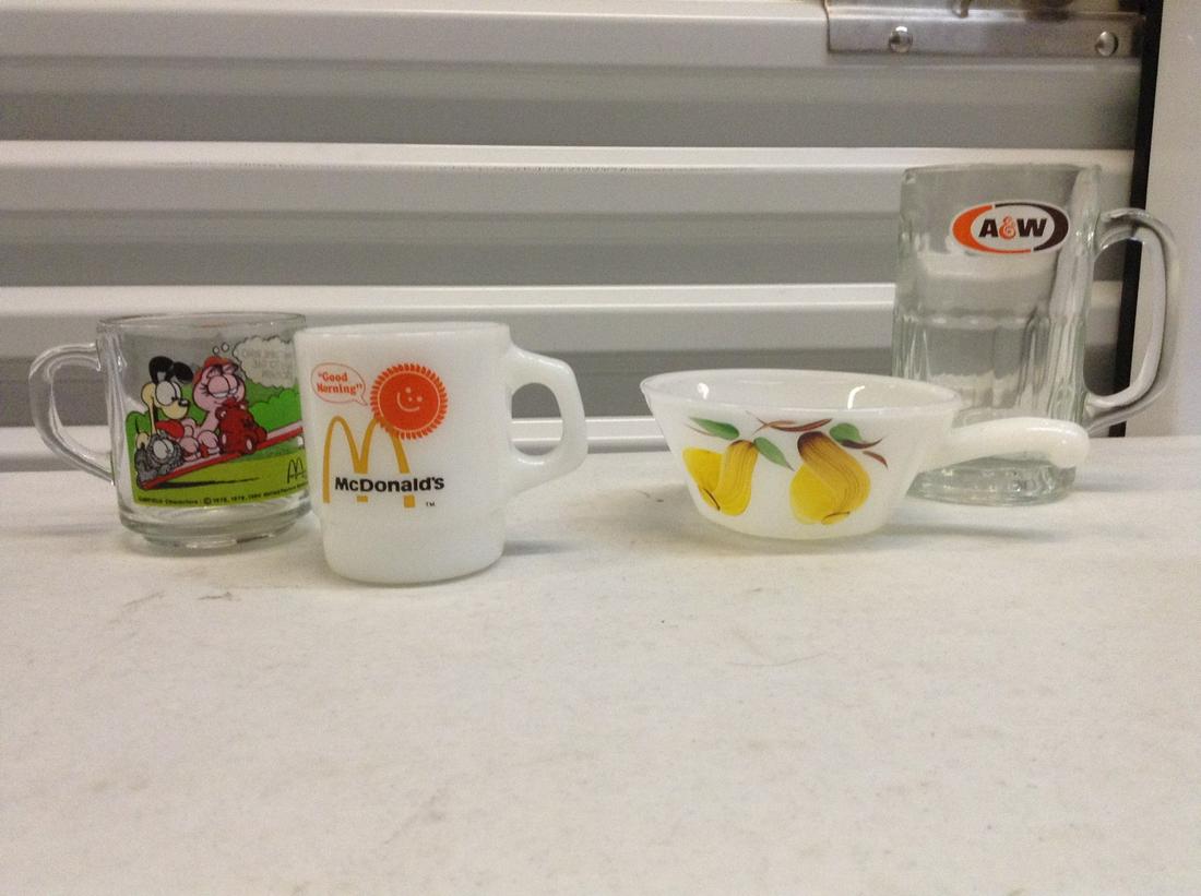 Lot of Garfield, McDonalds, and Other Mugs: Lot of Garfield, McDonalds, and Other Mugs