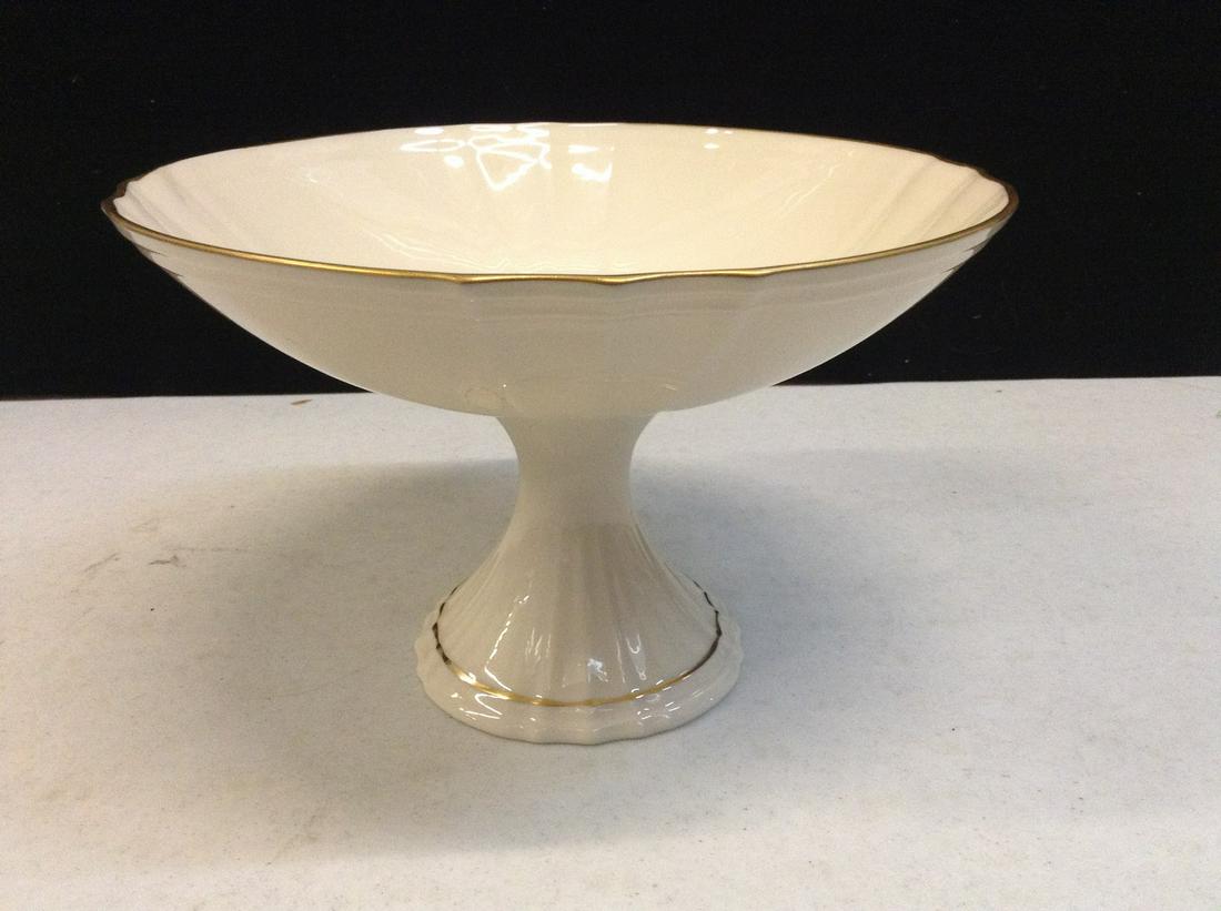 Lenox Cake Plate: Lenox Cake Plate