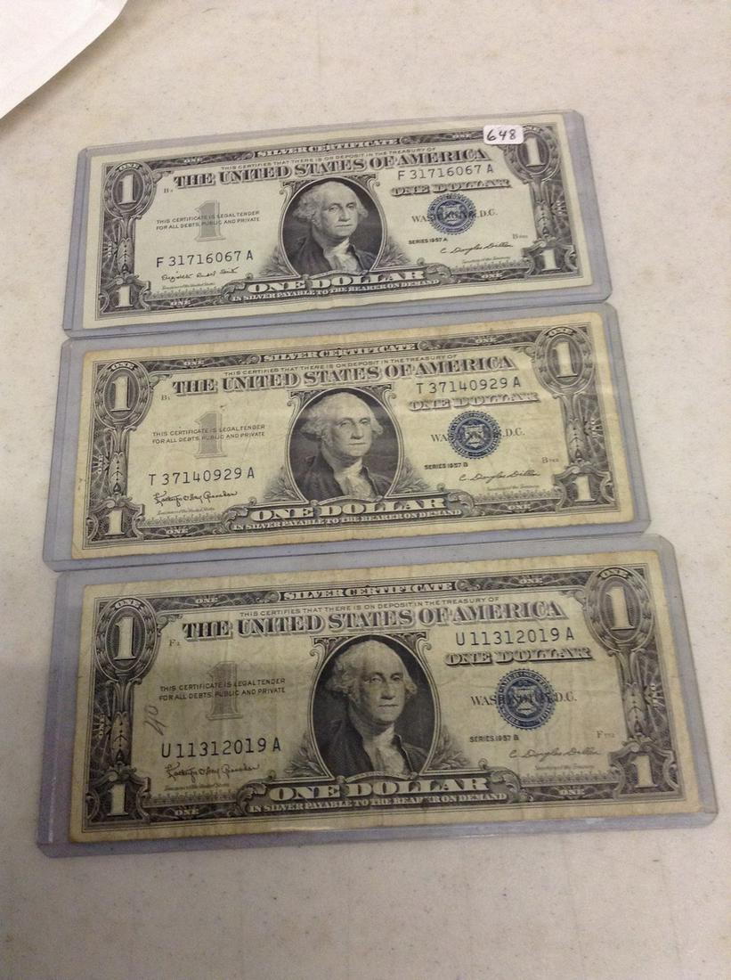 Lot of Silver Certificates: Lot of Silver Certificates
