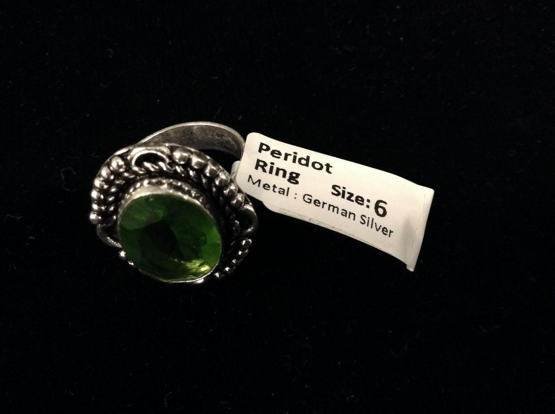 Peridot Ring German Silver Size 6: Peridot Ring German Silver Size 6