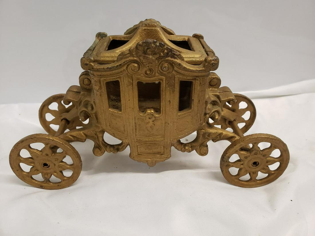 Cast Iron Cinderella Coach (1 of 1)