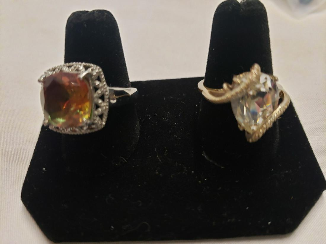 Two gorgeous costume rings with gemstones (1 of 1)