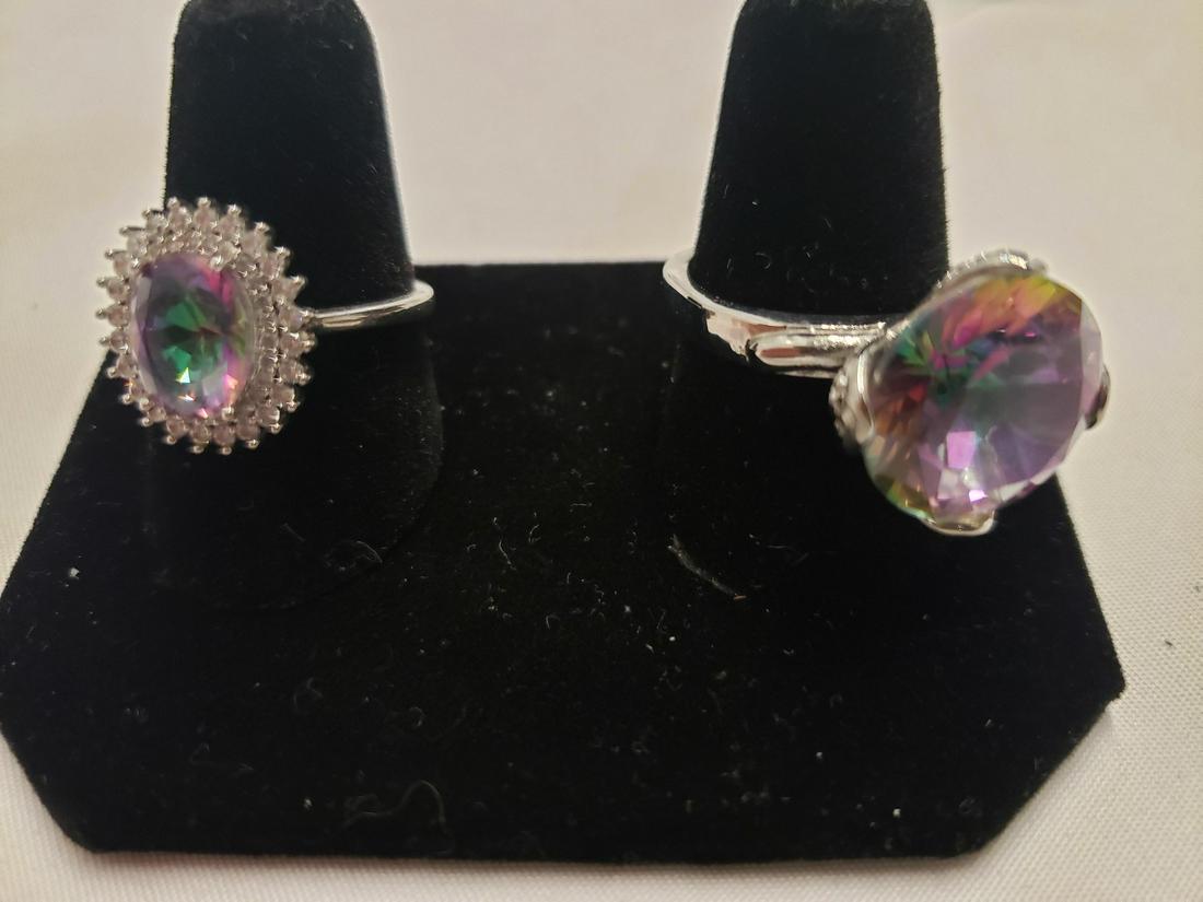 Two gorgeous costume rings with gemstones (1 of 1)