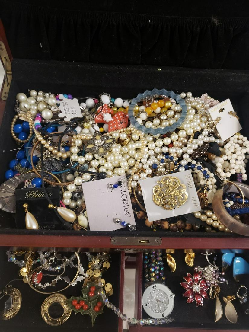 Jewelry box full of vintage/costume jewelry - jewelry: Jewelry box full of vintage/costume jewelry - jewelry box not included