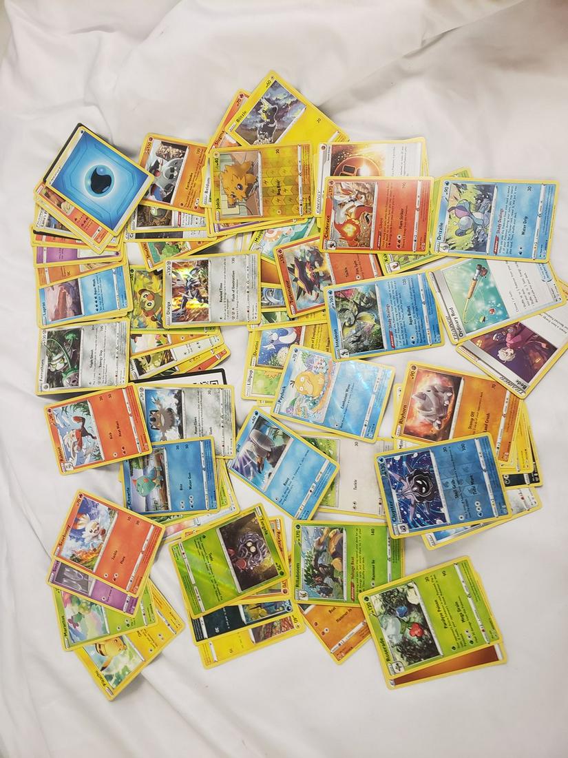 Lot of Pokemon cards - foil and non foil (1 of 1)