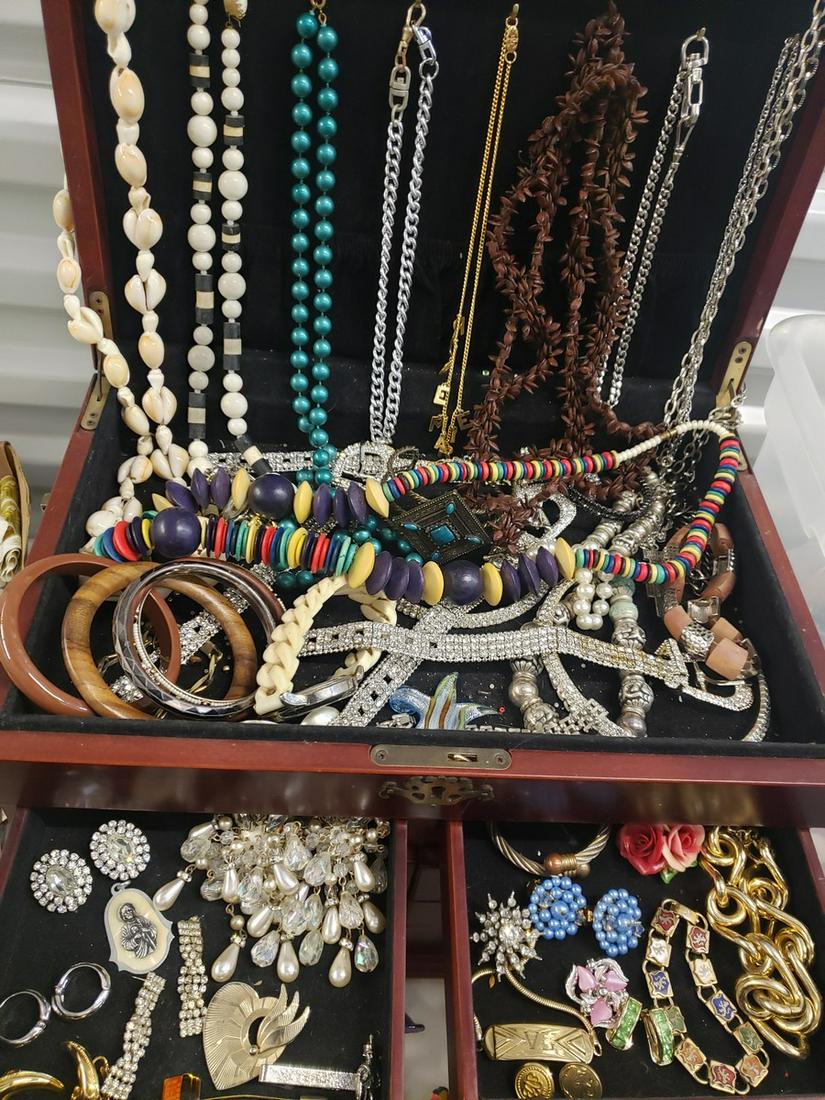 Jewelry box full of vintage/costume jewelry - jewelry: Jewelry box full of vintage/costume jewelry - jewelry box not included