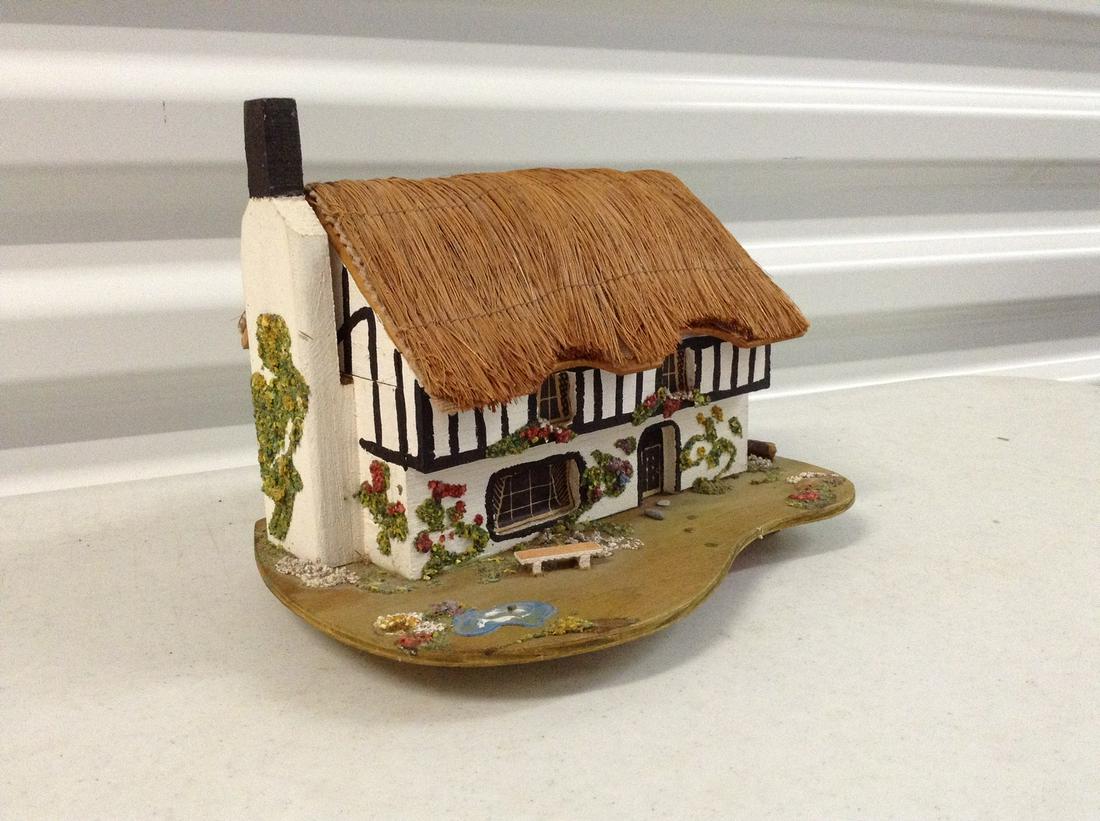 Wooden Reuge Swiss Music box: Wooden Reuge Swiss Music box
