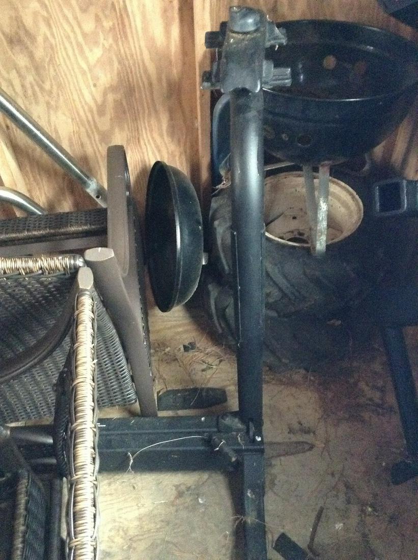 hitch mounted bike rack (1 of 1)