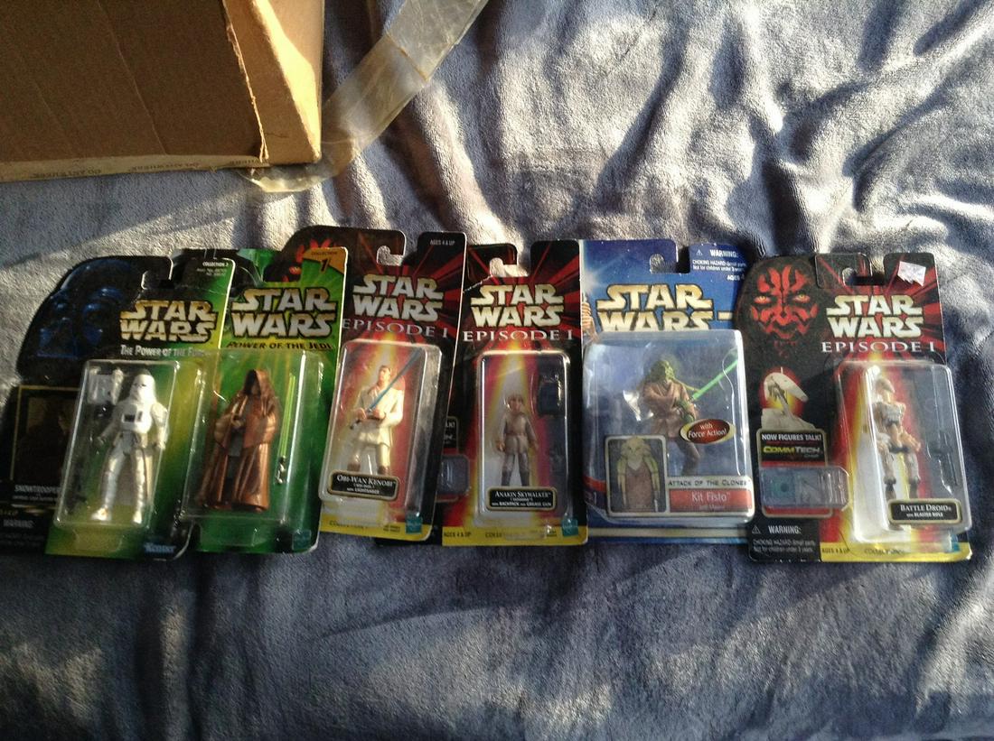 Lot of 5 Star Wars  Figures in Boxes (1 of 1)