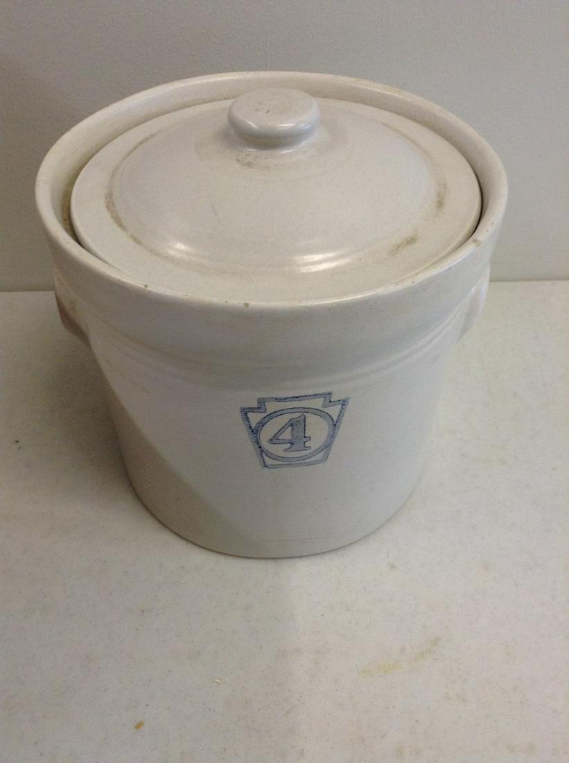 Pfaltzgraff Lidded Container: Pfaltzgraff Lidded Container