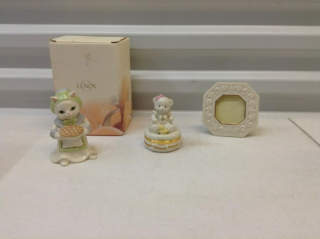 Lot of Lenox Cat, teddy bear trinket box and more: Lot of Lenox Cat, teddy bear trinket box and more