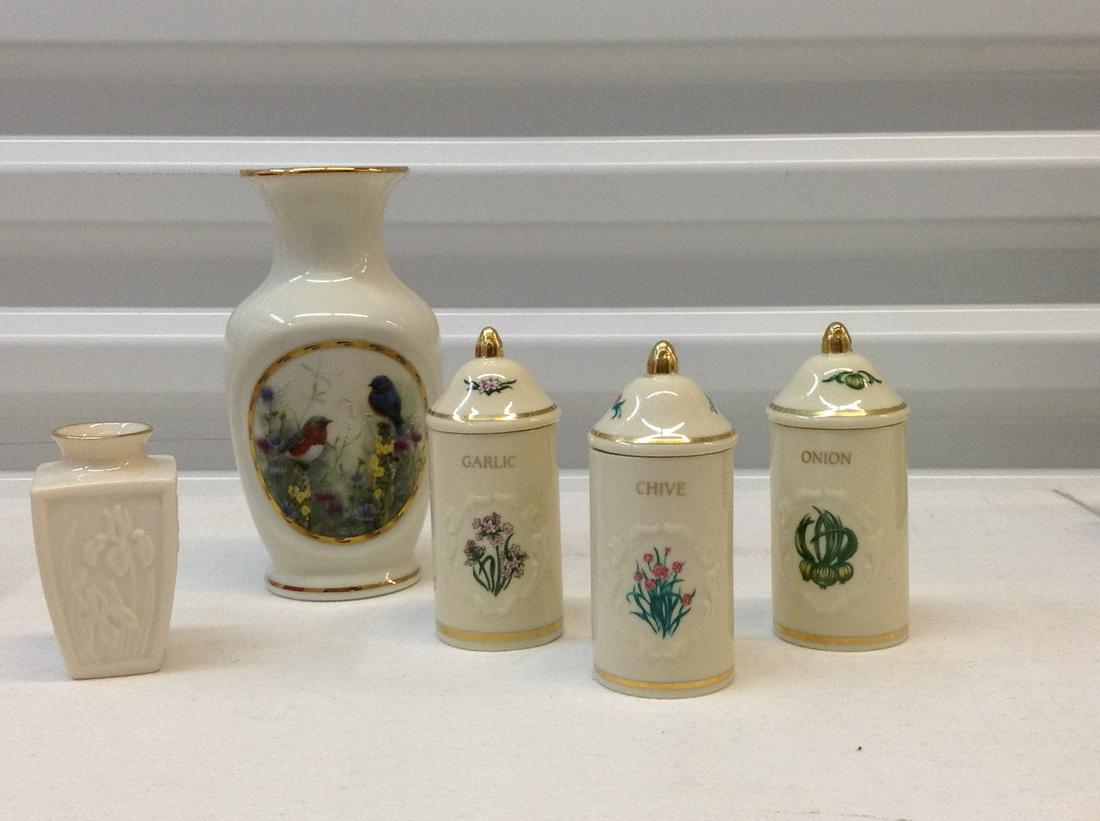 Lenox spice jars and vases: Lenox spice jars and vases