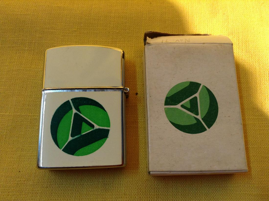 Continental Airlines Lighter (1 of 1)